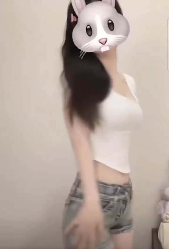 竹心推荐💕
坐标📍：#杭州 
在校大学生兼职中  约会请提前预约
🍒家中数十套jk
🍒162/82斤/ccup软萌小可爱 娇小玲珑～
🍒可🐍纹/69/口爆/早上可以...