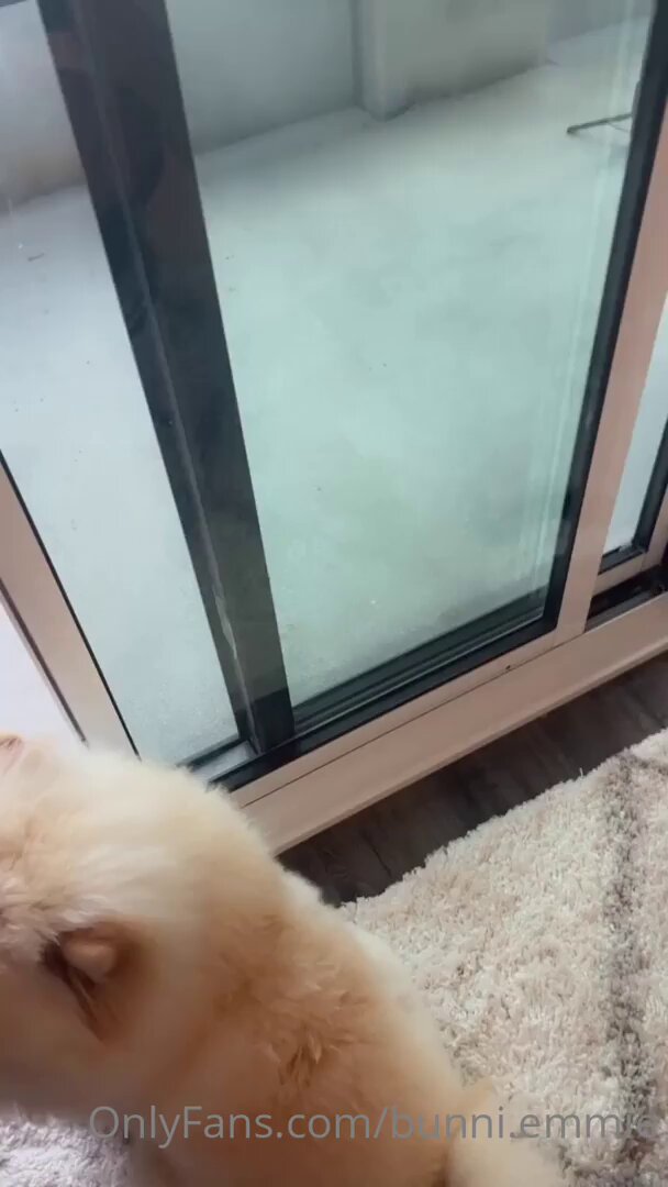 Kneeling on the Balcony to Suck a Big Cock! Blonde Beauty Bunni Emmie Deep-Throat and Facial Full Scene