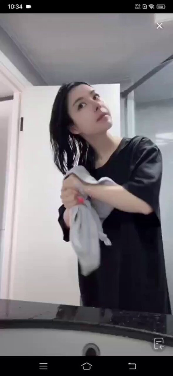 把宝宝吓得，光速下播 