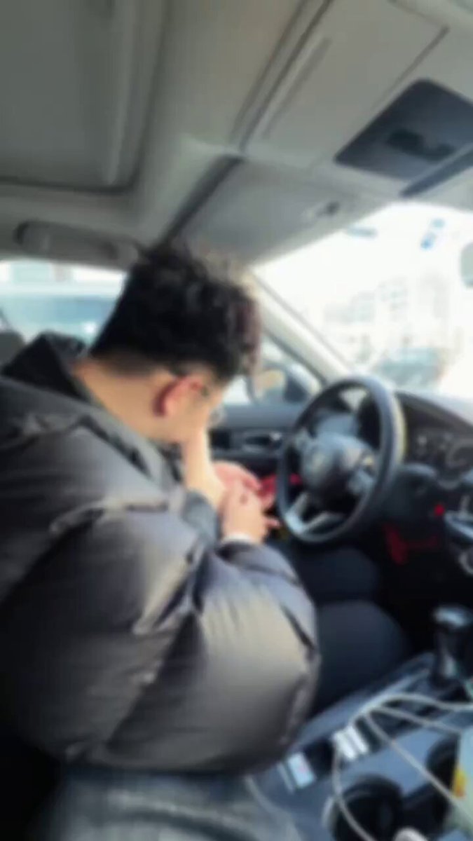 Macho Man Masturbates in Car with Huge Cock — Wild Cumshot! 123av.fun Exclusive Candid