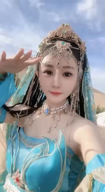 Desert Fairy Cosplay — Busty Swaying Temptation Dance, Deep Cleavage Awaits Your Lick!