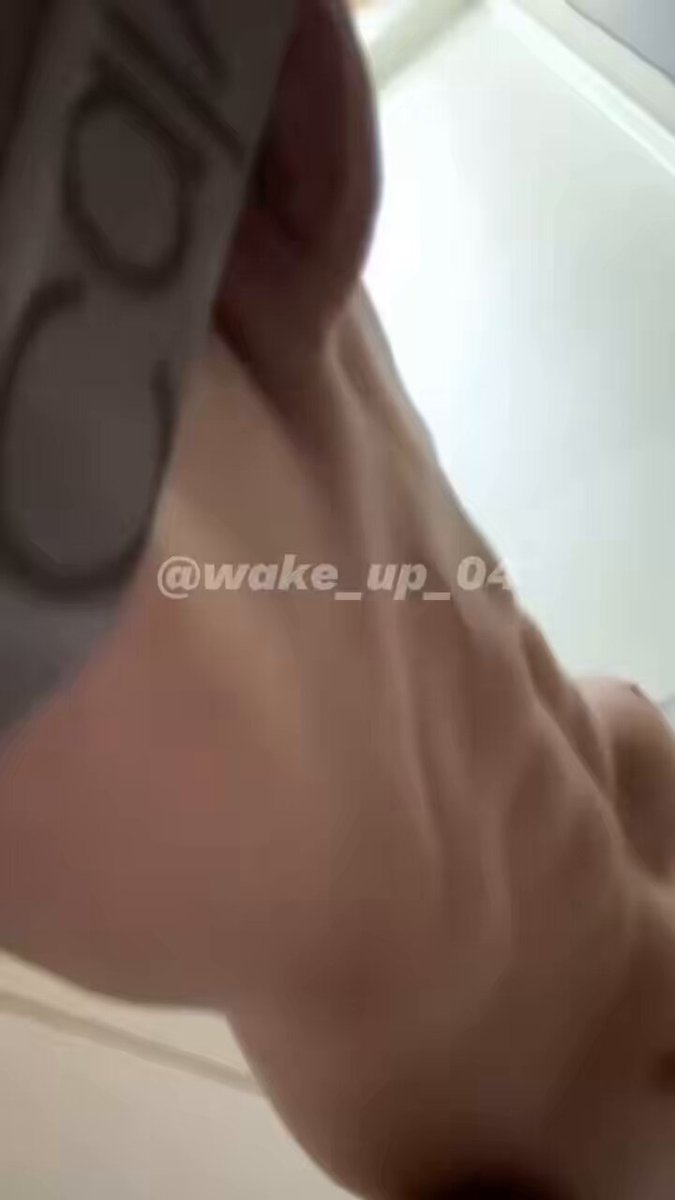 睡醒了吗？来吃爹的大鸡吧🤤内裤含嘴里 