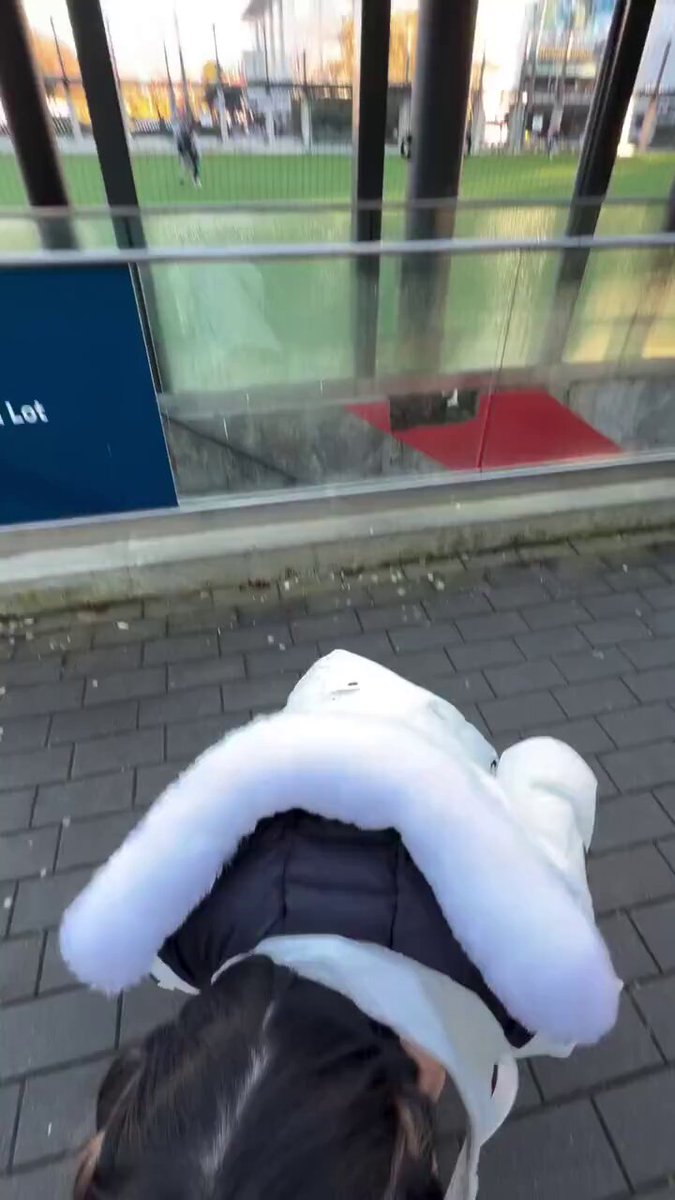 Street white-haired beauty with big breasts and low-cut temptation! Man's hand furiously touches her face — super seductive