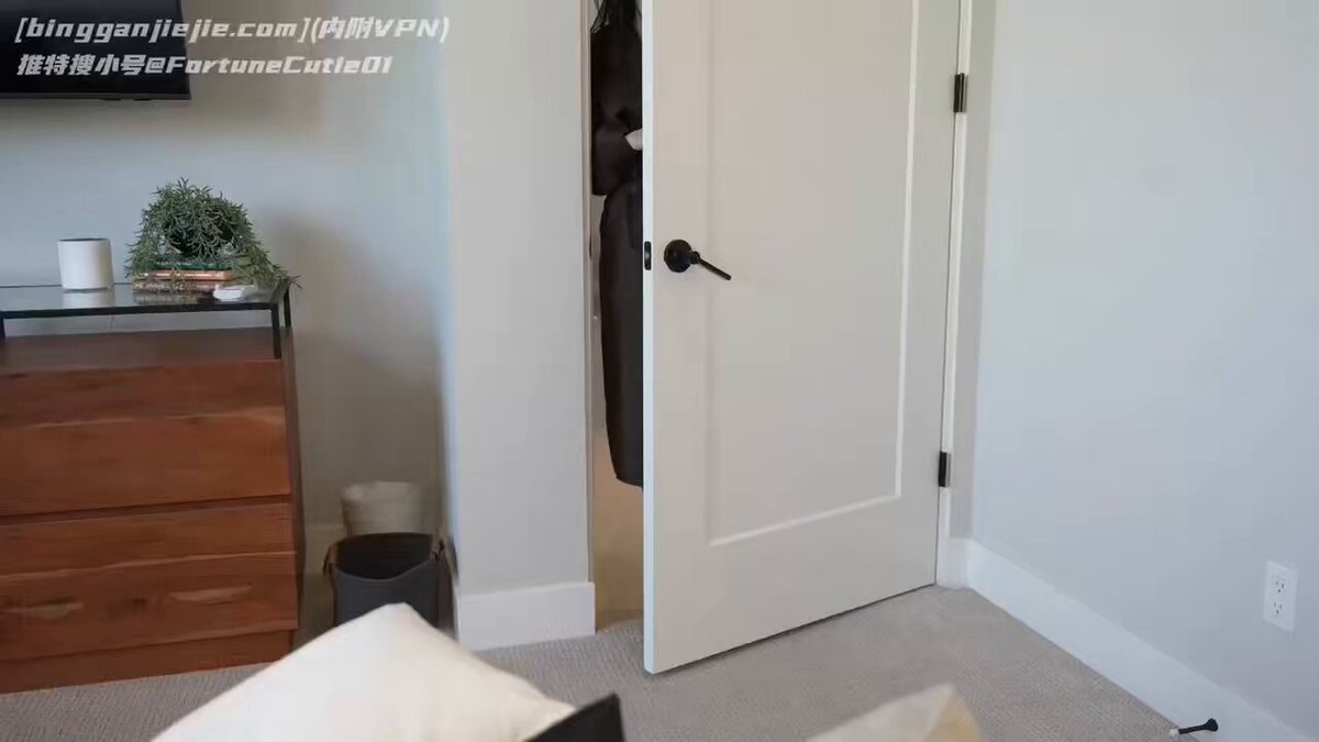 甜心驯鹿 的温柔陷阱…你掉进来了吗？在置顶推文给  投票并评论，她会私信3人派送专属福利！ #圣诞老人这次换我当 