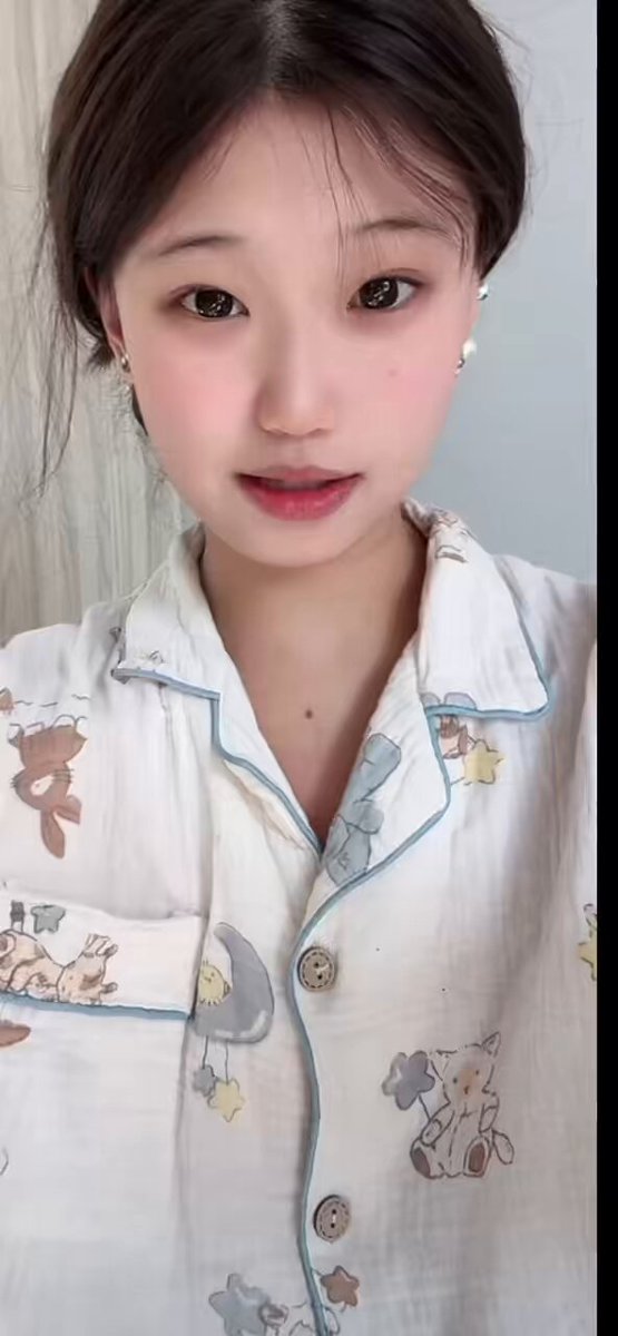 단순한 여자들은 사회적 경험이 너무 부족해요 