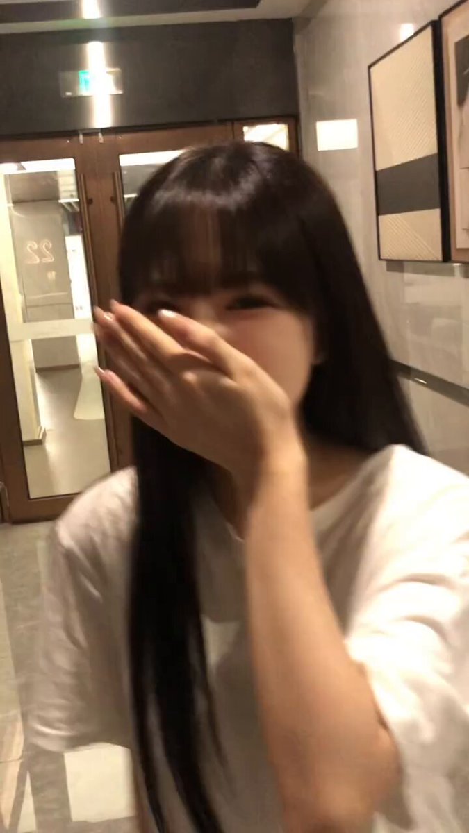 Bắc Kinh, cao 1m81, cúp E, sinh năm 2005. Tân binh hàng đầu, "tiểu quỷ ngon lành". Diễn viên lồng tiếng 🌈 🉑 Gợi cảm, đường co...