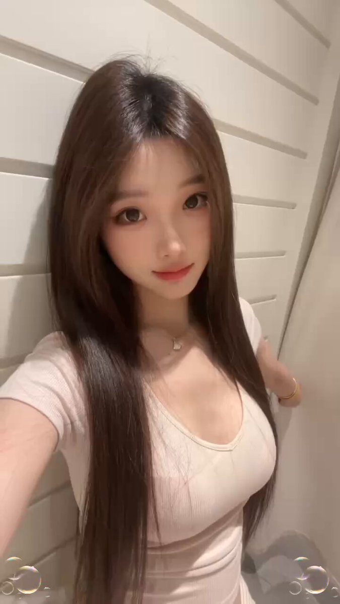 #上海 千寻?#普陀区硬五 S45
Hight：173
weight：98
Age：03交流
洋气灯炮?肌真?E
多国签证 女友fee 会中日英文
#舌吻 #六九 #无纹身

?：18102088...