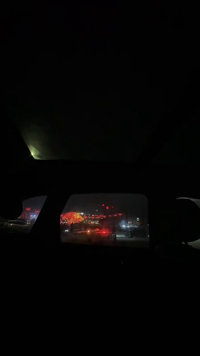 车震夜色狂欢！车内激情抽插高潮喷射