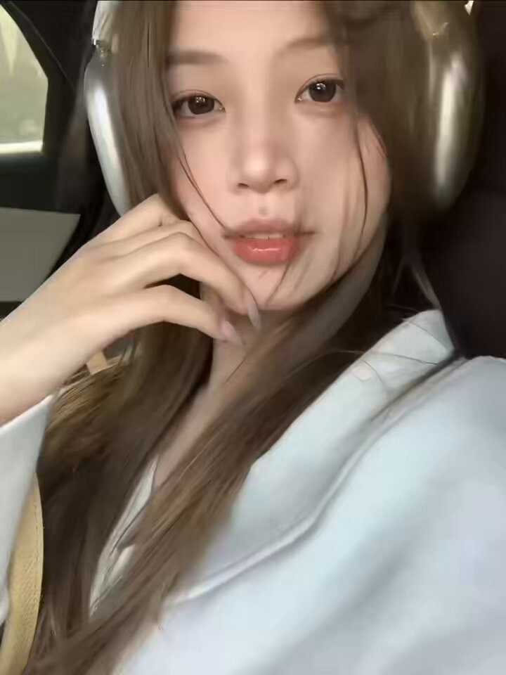 সাংহাই W #Huangpu তাইওয়ানিজ প্রণয়ী যিনি সুন্দর অভিনয় করতে ভালোবাসেন 🥺 ২০০২ সালে জন্মগ্রহণ করেন, আইডি পাওয়া যায়, ১৭২ সেমি, সাংহাইতে ...