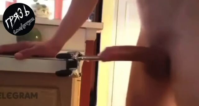 厨房巨屌猛插骚穴狂干！TP936超刺激自慰秀