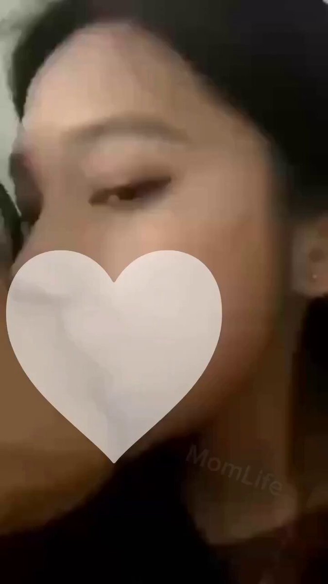 黒スト美女が目を閉じてうめく！ハート形シールで顔を隠して超誘惑的