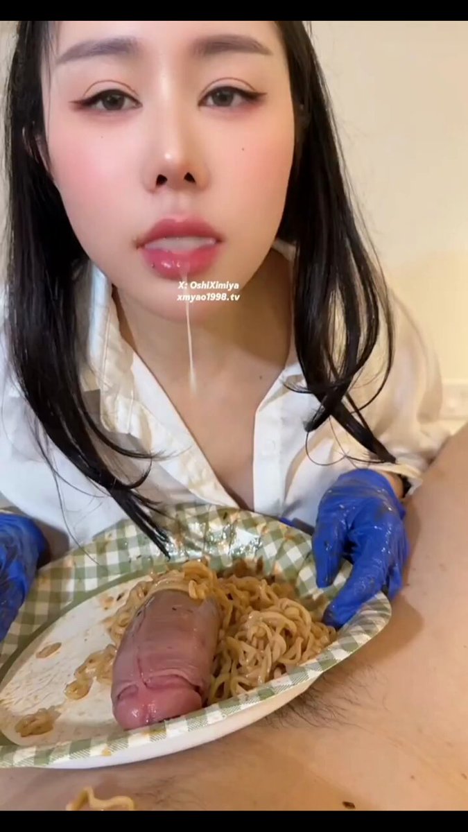 喜歡吃火雞口味雞巴！有喜歡的小哥哥可以聯絡我試試看！ ！首先第一條，就是你的雞雞要抗辣的刺激！不要被辣的硬不起來就不行了哦！ 