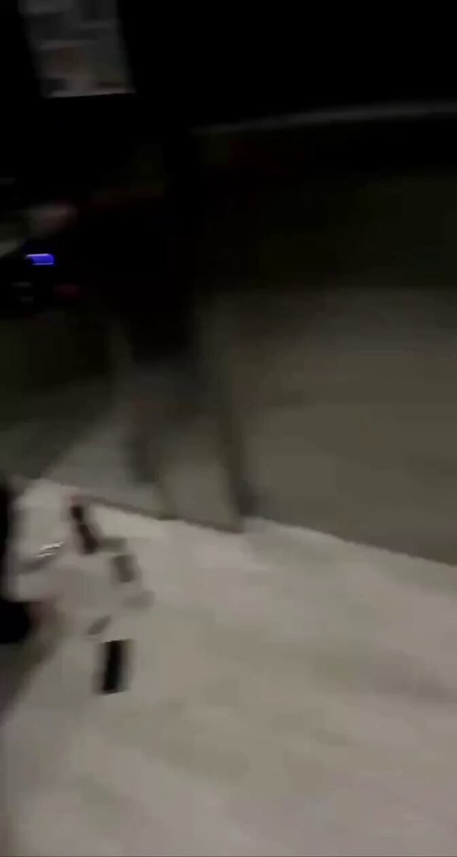 "广东爱情故事:黑爹电梯里后入中国母狗"

"站不起来的中国母狗！"

#黑人  #母狗  #下贱  #露出  #香蕉破解版 