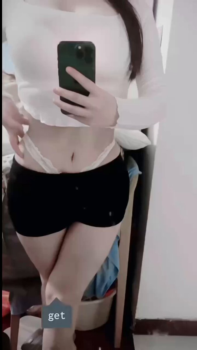 Inirerekomenda ni Zhu Xin 💕 Lokasyon 📍: #Shanghai Personal na Impormasyon: Ipinanganak noong 2003, 172 cm / 46 kg / 🐻D Panimula: Pamin...