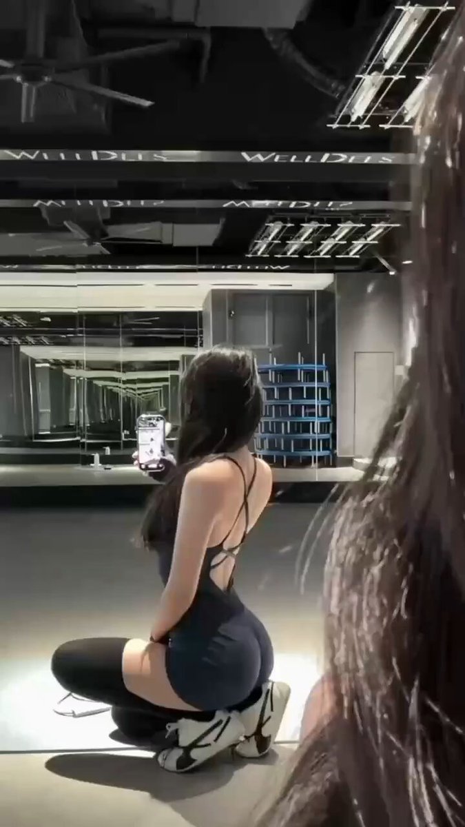 竹心推荐📍：#杭州💕全国美女看照群： 165cm 95斤🐻是D➕健身款腰细屁股翘健谈能提供情绪价值有双飞搭子💕 高挑长直无敌大长腿 全身雪白紧致 常年...