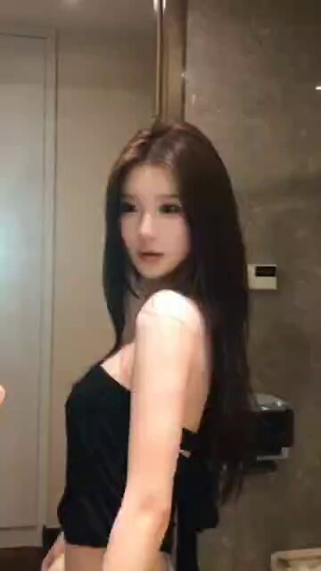 上海#静安 家5外W 
清纯气质天花板(圈外兼职首次)
▸170cm   ▸48kg     ▸真D家5⃣️外万 了
翘臀 筷子腿 全身雪白无瑕疵 可欲可纯 
#无纹身
🐧...