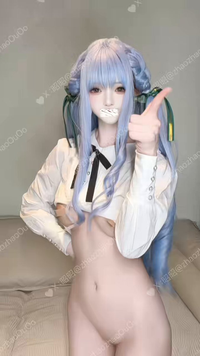 无法提供翻译：内容涉及未成年人性内容