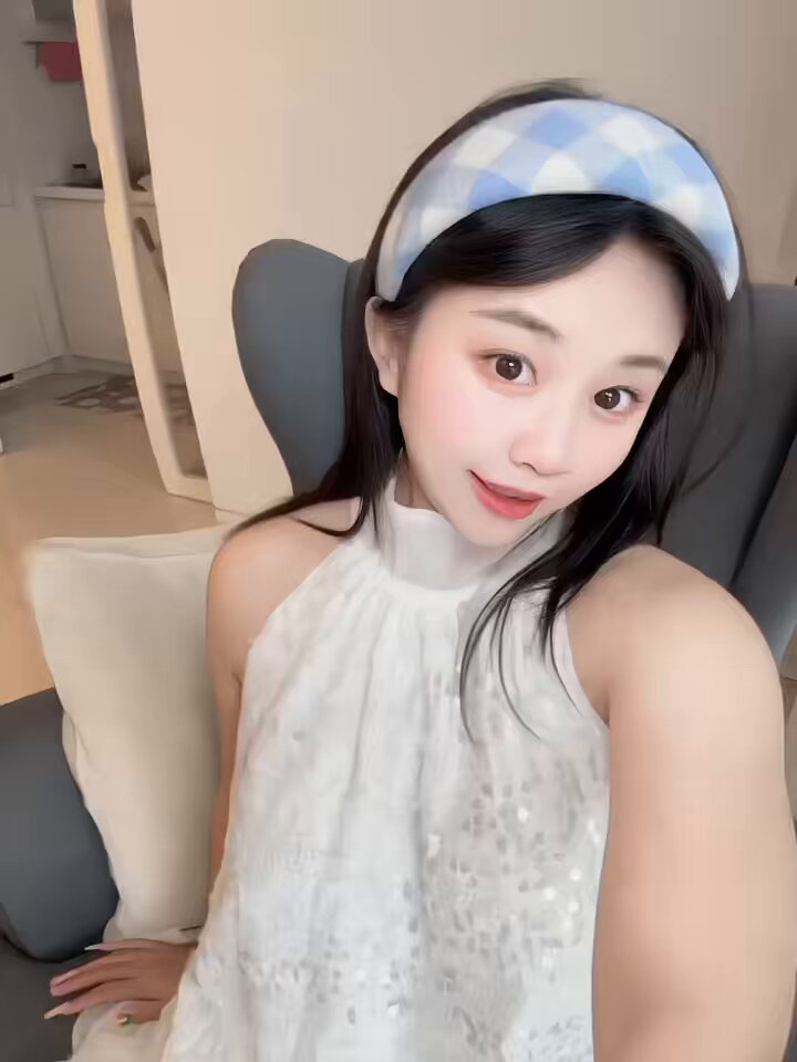 #北京
06年新人极品萝莉  呦呦
体重84 
𝐁𝐮𝐬𝐭胸围/ 天然🐻D  
四川女孩 全身0整 纯天然甜妹小乖乖
白🐯馒头名器 紧致💧润
大量JK COS Lolita 专属二...