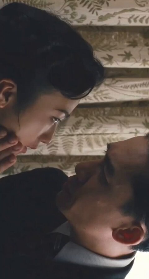 接下来我们一起欣赏一下这部被阉割的经典，小编特意放慢了肉棒棒插入细节视频

关键词【#色戒未删减版 #梁朝伟汤唯床戏 #色戒假戏真做 #汤唯巨乳晃...