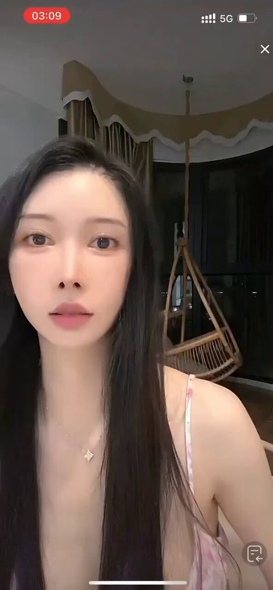 乳晕漏出来了 