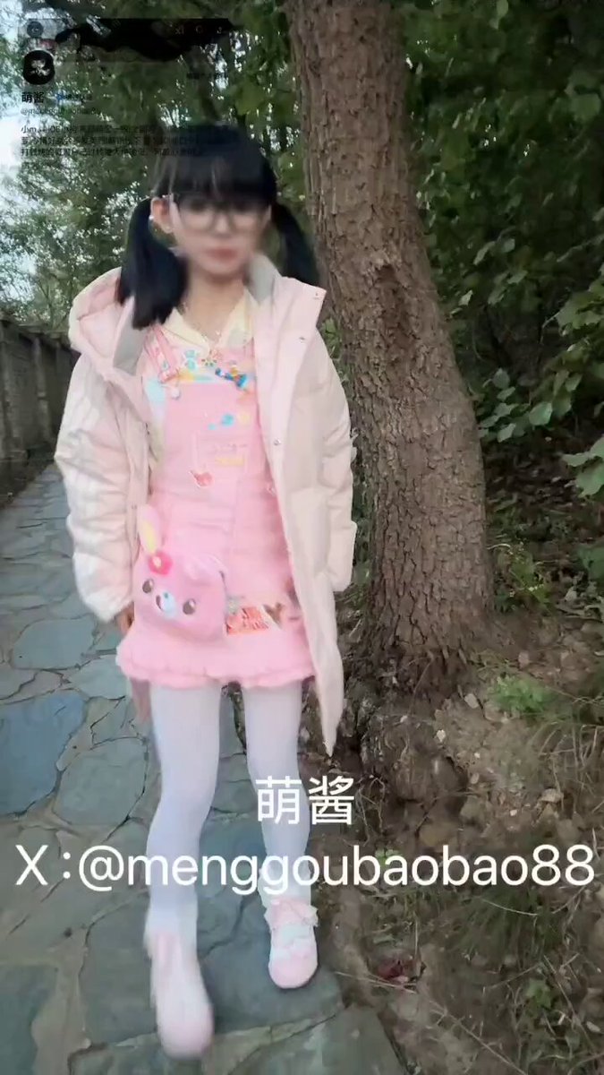 🐶标记了一处地点嘻嘻 因为对面来人了 手忙脚乱的嘘嘘୧⍤⃝ 