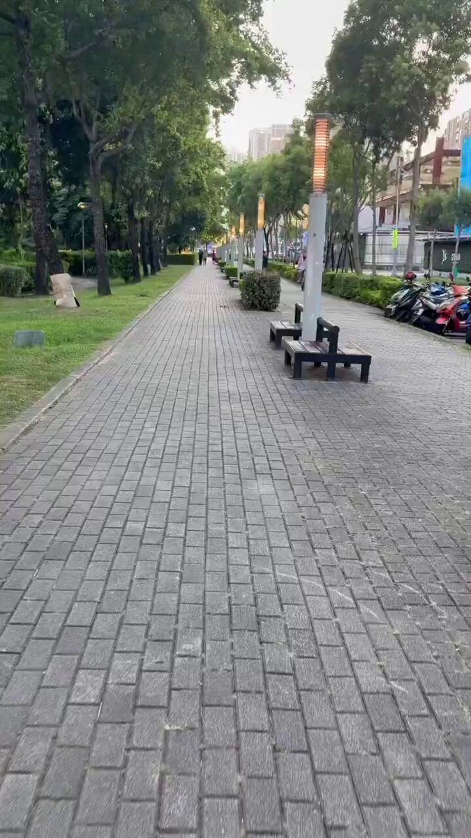 Park Bench Temptation! Sexy Girl Cowgirl Ride Turns into Wild Rear-Entry, Squirting Orgasm