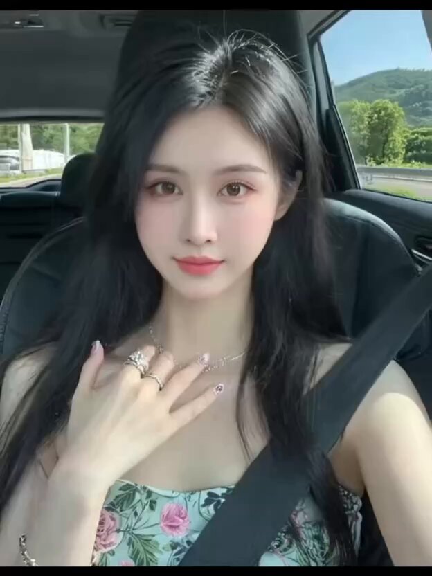 沪5⃣️⬆️  ww
上海🦜w圈外兼职
直播网红大学生
职业：平模 
户籍：上海本帮
身高：175cm     体重：46kg
胸围：36E
腰围：65cm
臀围：102cm
年龄：0...