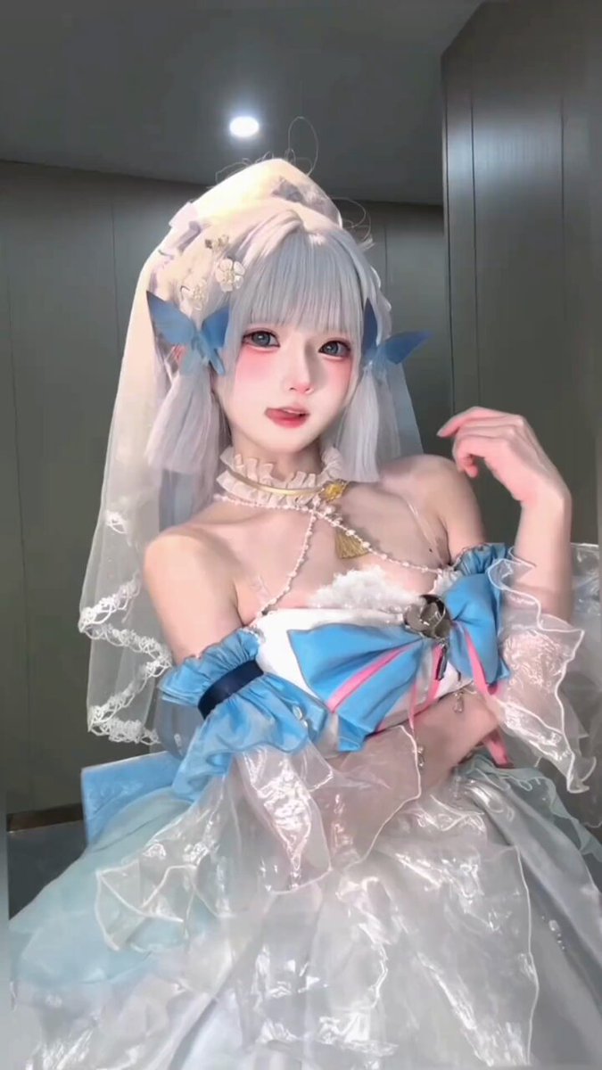 我是山里灵活的__？ #亡命摇 #神里绫华 #cos #卡点舞 