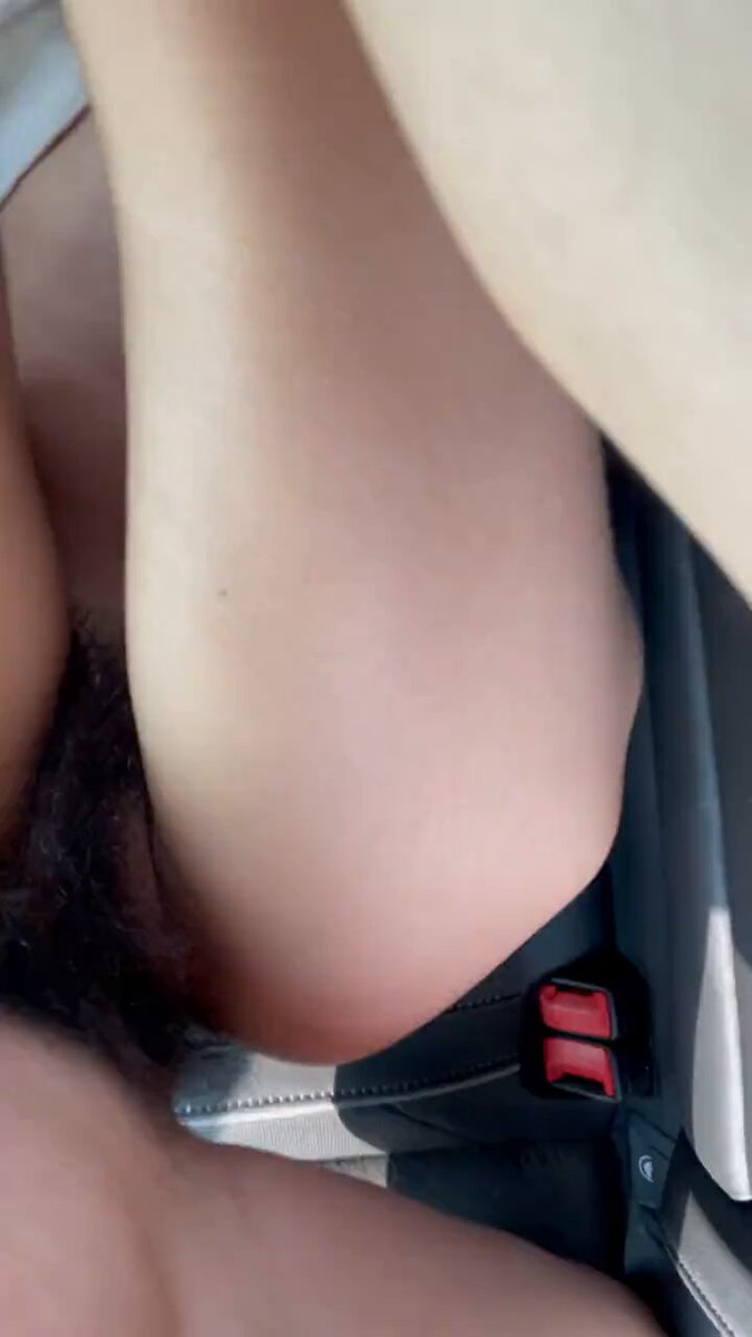 La secuela de la escena de sexo en el coche que todos querían ver... La inmovilizaron en el coche y la hicieron llorar Σ(-᷅_-᷄๑)