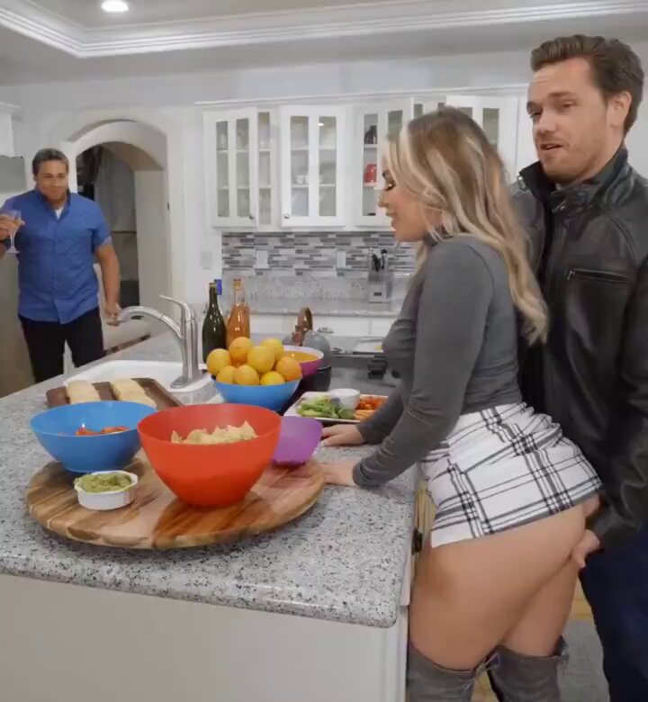 Chudai 🍌 🍌 
#nsfw #sex #porn #naked #nudes #hentai #squirt #pussy #goon 