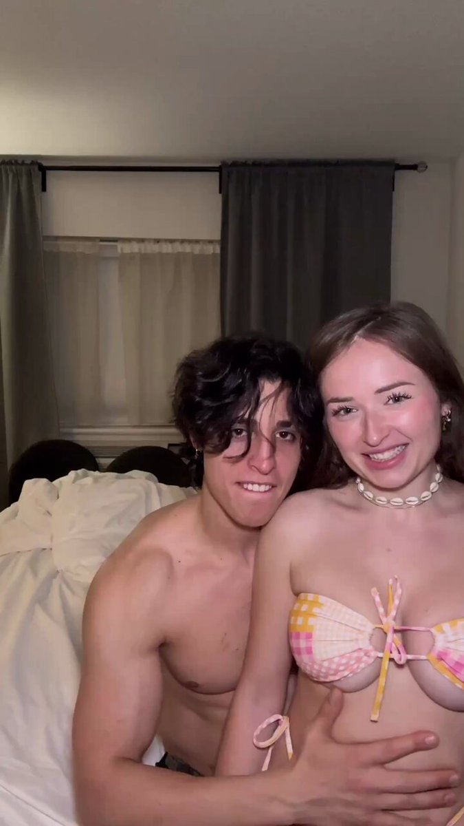 比基尼美女床上热吻！帅哥揉爆巨乳狂亲嘴