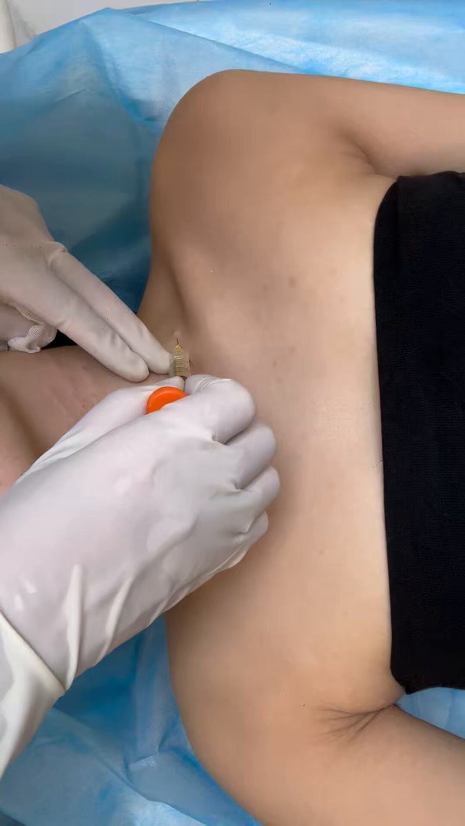 沉浸式打针 爽到了
#南宁 #约拍找我 
?：     