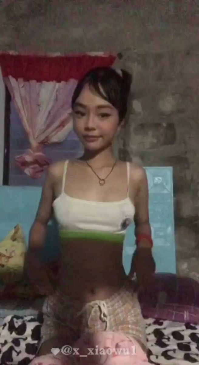Vietnamese Vixen Shows Exposed Breasts and Perky Butt in Hot Dance — Exclusive on 123av.fun