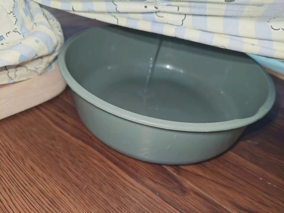 hhh...
没办法天太冷了...只能这样了 