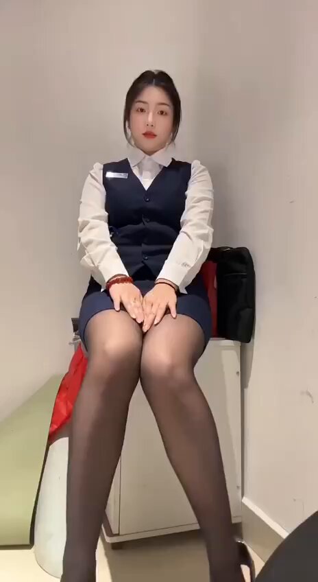 头顶蓝天脚踩大地~

祝各位新的一年有赚不完的RMB！ 