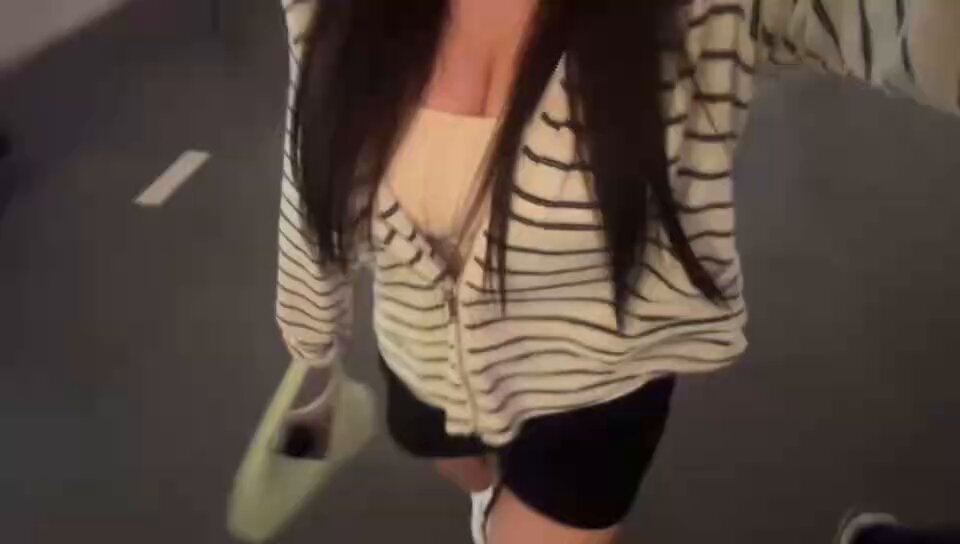 竹心推荐💕
坐标📍：#杭州 
杭州，江浙沪皖
161-96-D  00年
🌹 烧杯，烧杯，烧杯！反差，夹子，烧杯到极点的妹子 过年了，总要奖励一下自己，老板...