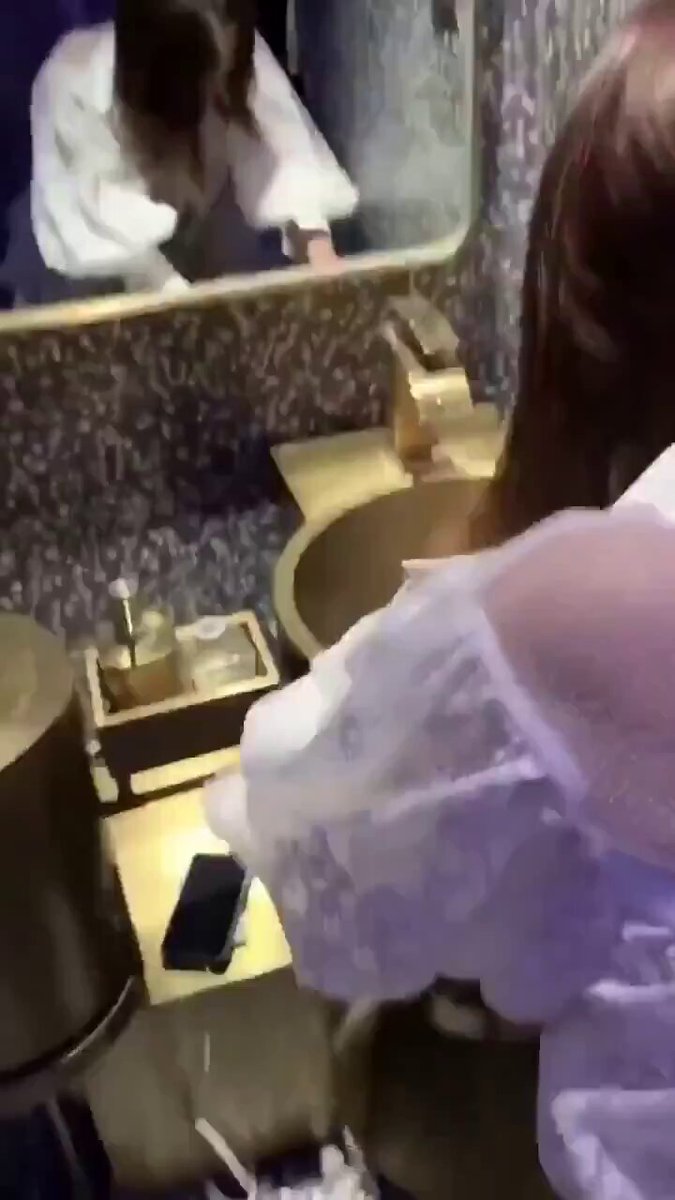 这是 来按摩 还是来凿我........... 