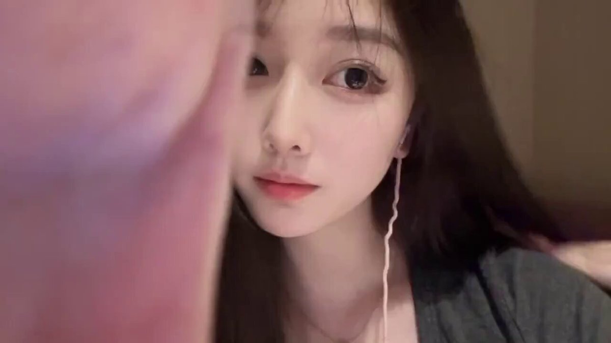 嘿嘿，坚持日更。 