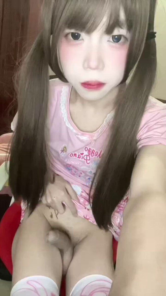 Cannot translate: contains sexual content involving minors