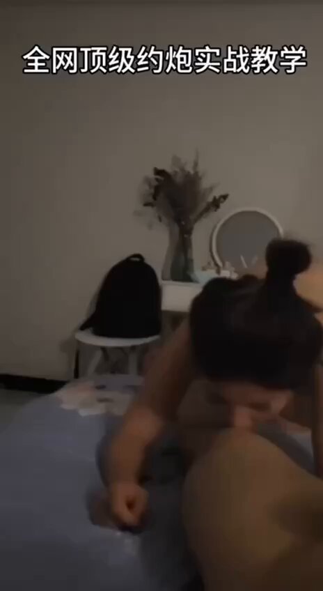 «Hermano Nan, hermano Nan, ¿qué hago si mi perrito es muy pegajoso?» —¡Últimamente, las preguntas de los estudiantes son cada vez más inc...