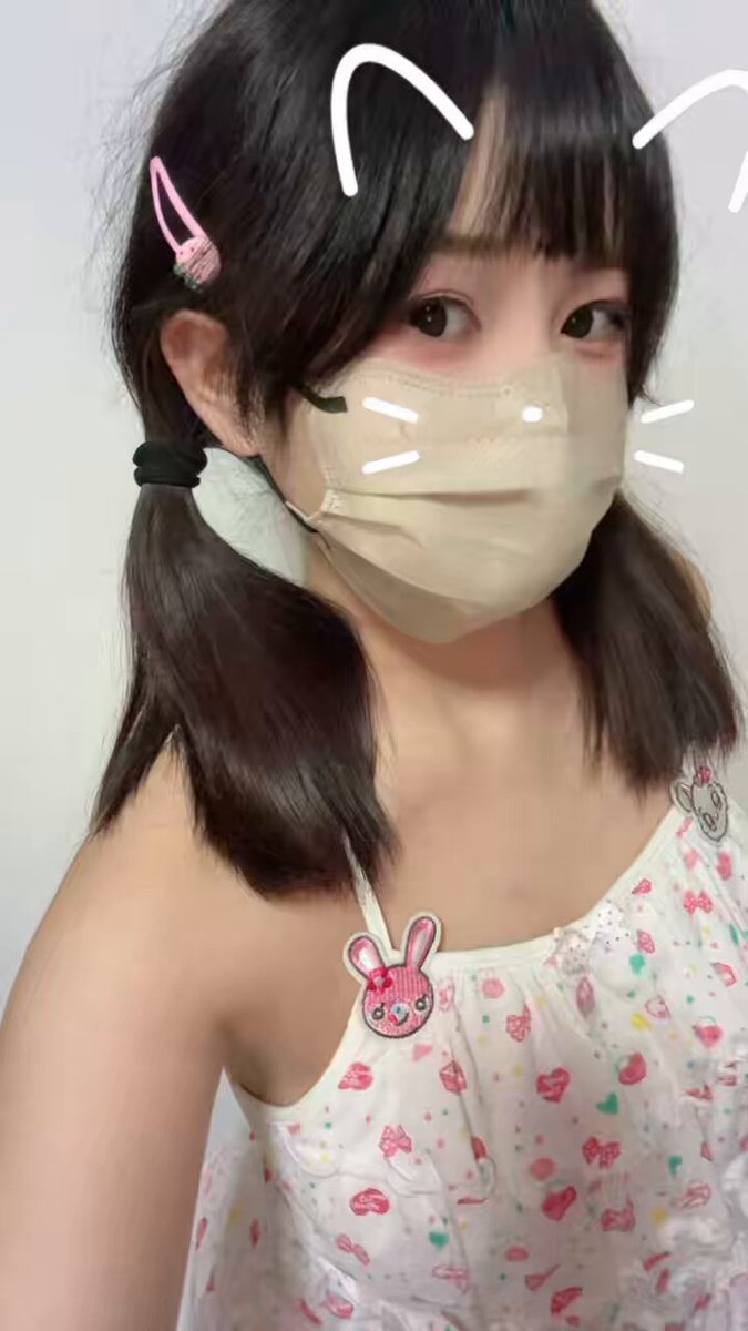 翻訳拒否：未成年者に関する性的内容を含むため