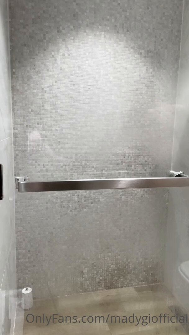 Busty Beauty Showering Nude! Swaying Big Breasts and Perky Butt Tease