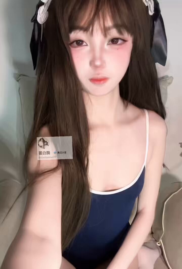 女高私下反差🎃
    