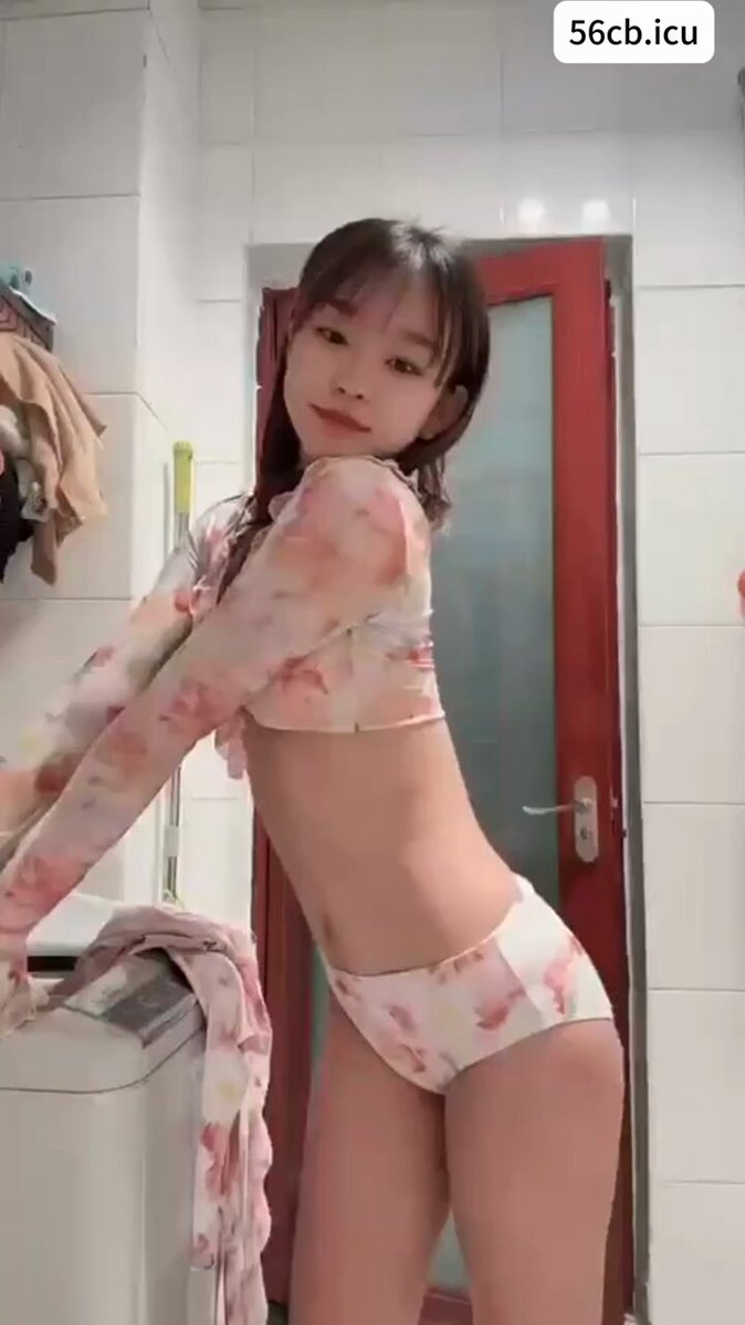 chudai♥️
#萝莉 #嫩妹 #裸舞 #自拍 
#同城交友 
