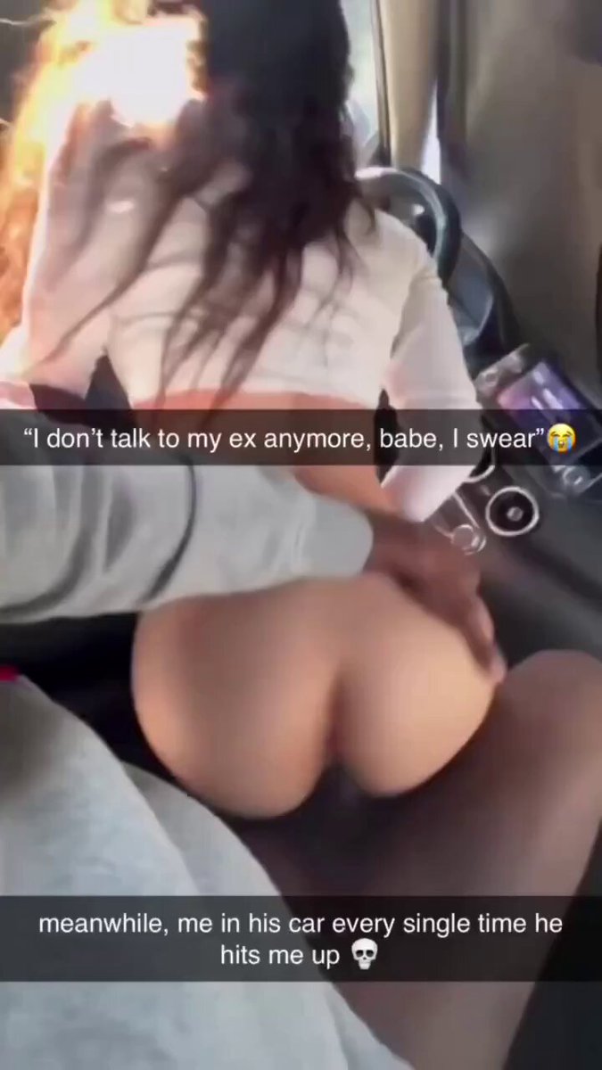 車内セックス、巨尻！彼氏は元カノと連絡しないと言ったのに、ドライブするたびにこの巨尻を激しく突いてくる