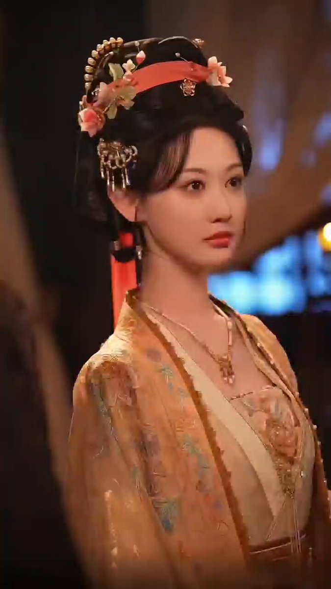 上海 #W🔝 

 短剧演员 有证可验
176 真🐻D 真实04 可看sfz  
上海戏剧学院在读可看学生证 
网剧演员☘️代表作品《占有蔷薇》《春雪覆红墙》

🐧： ...