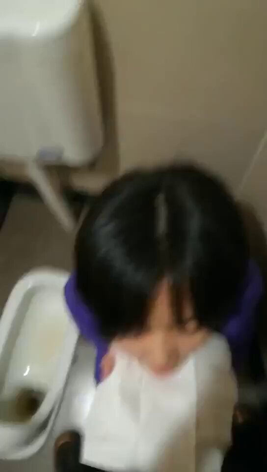 Kneeling in the Toilet and Licking a Massive Cock! Black-Haired Beauty Nurse Deep-Throats and Swallows Cum