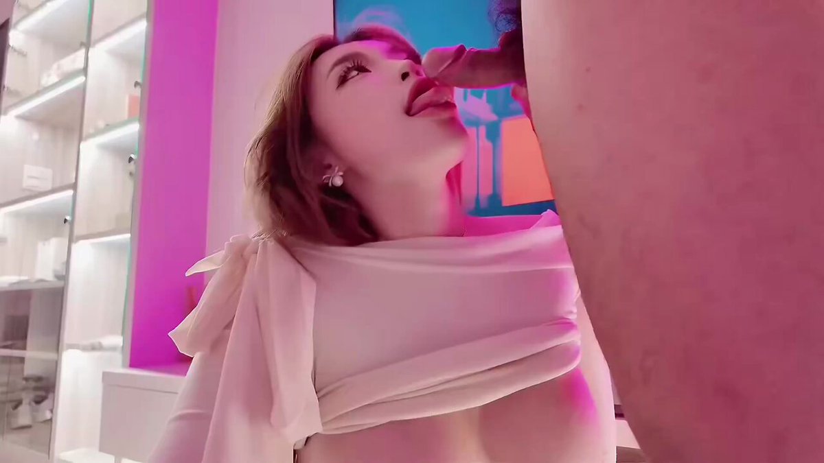 狐狸精美女深喉大屌！翘臀后入狂喷水高潮