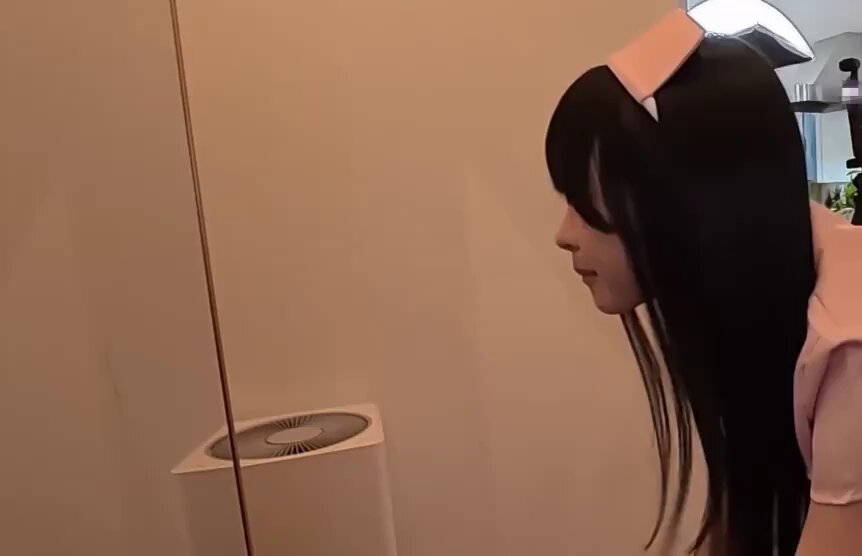 黑长直护士妹镜前撅臀浪叫！粉嫩小穴湿漉漉求肏