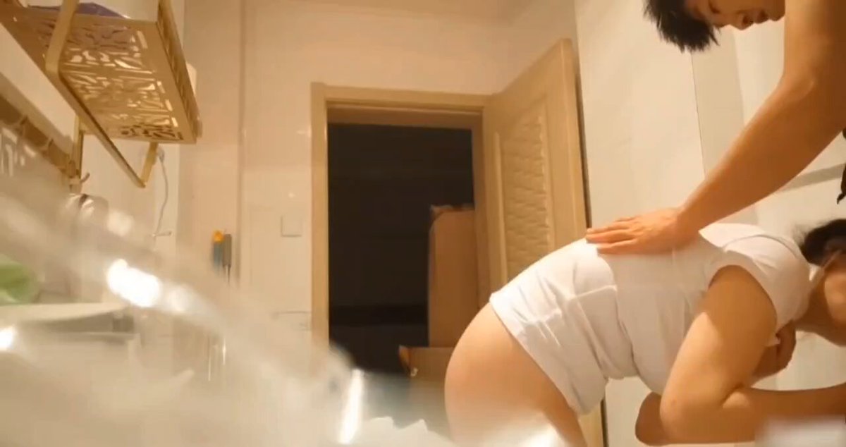 刺激偷情女婿操岳母，宝贝待会儿你从7单元走，时间紧迫操一分钟就要射。

㊙️内部群见主页 